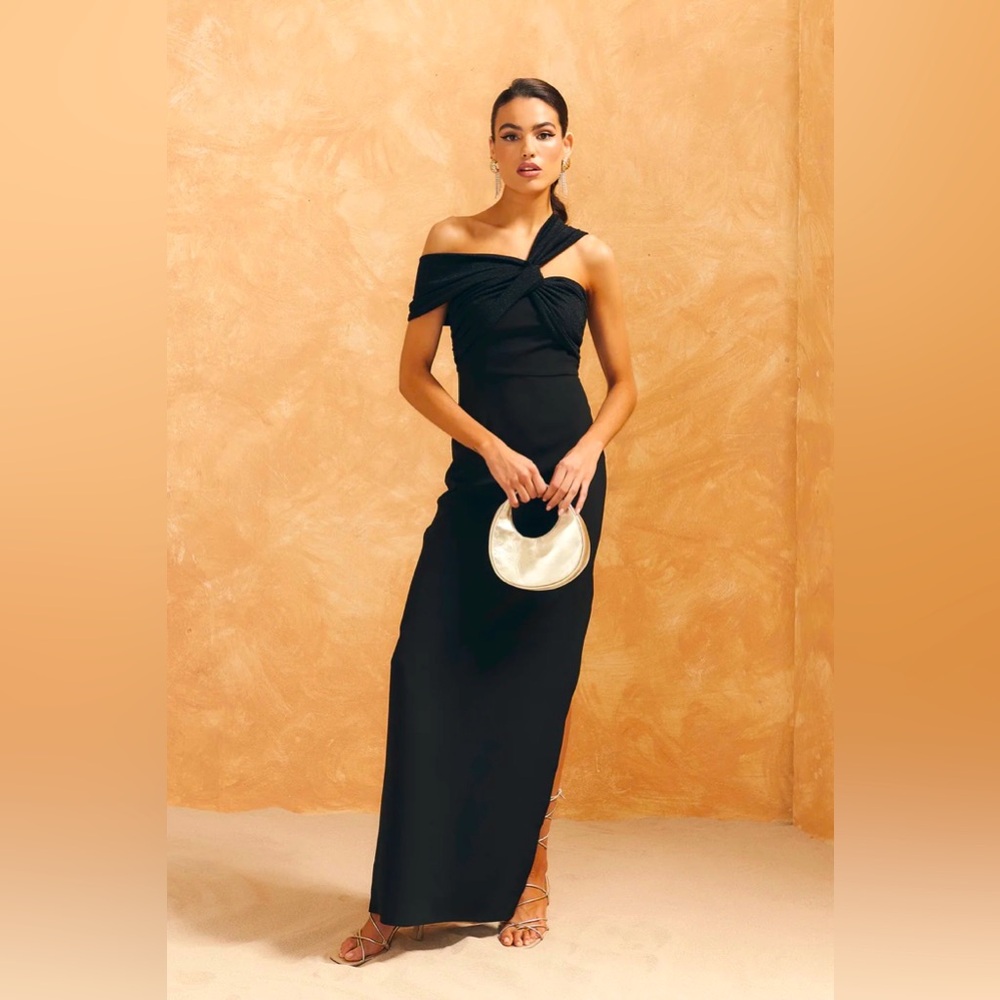 Lady Pipa Eclipse Dress